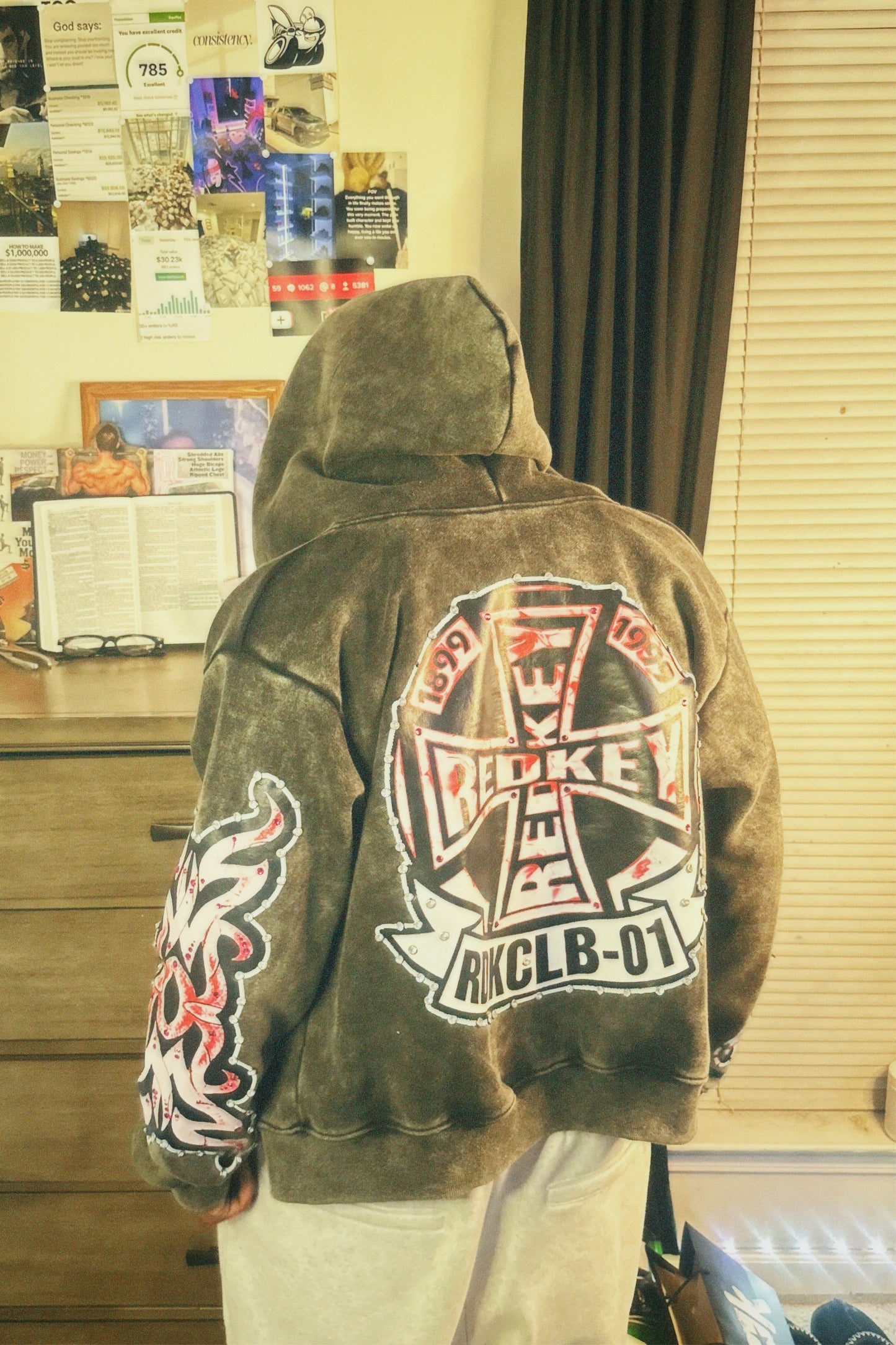 “ROGUE” ZIPUP PINK