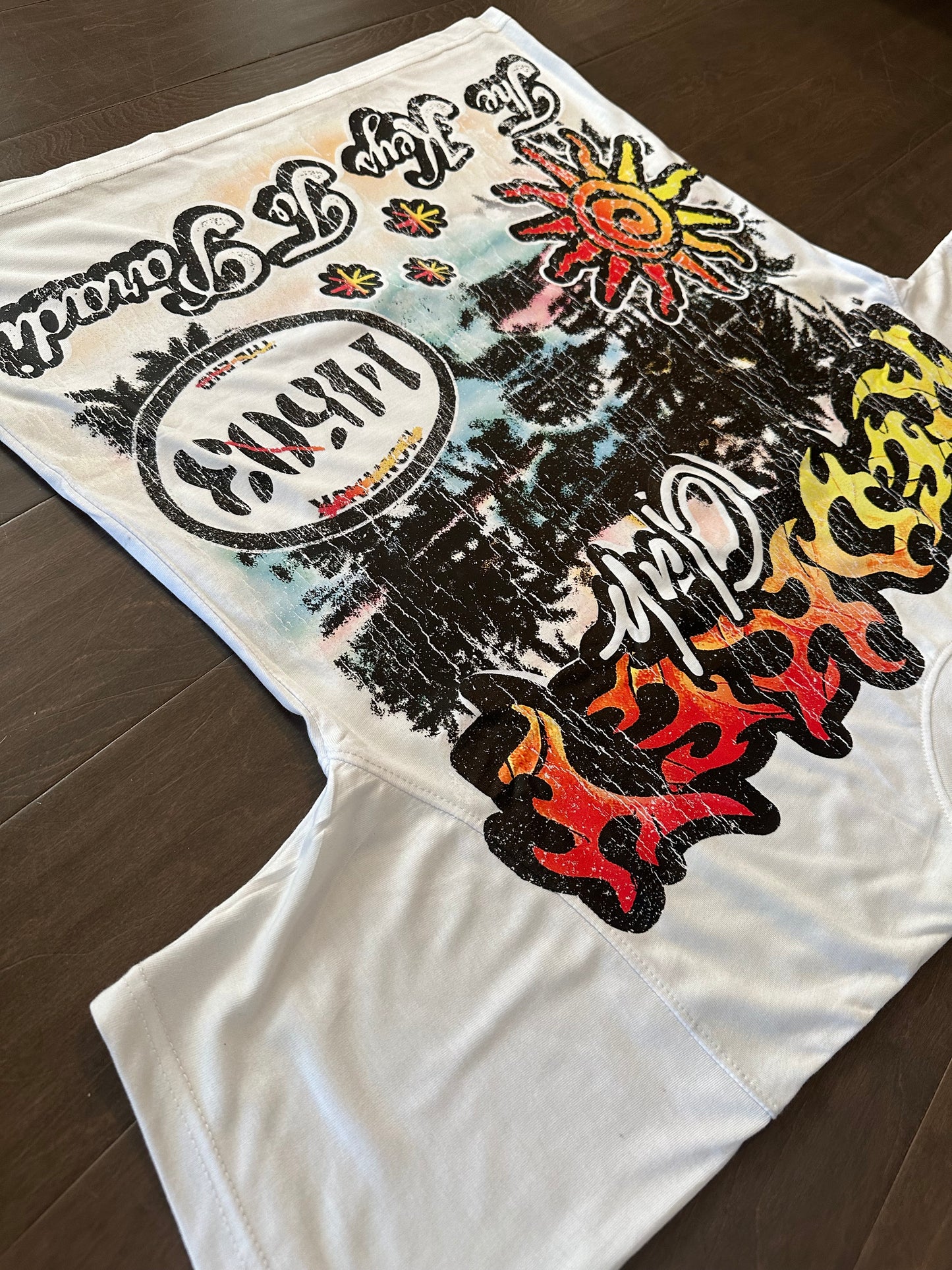 “KEYS TO PARADISE” TEE